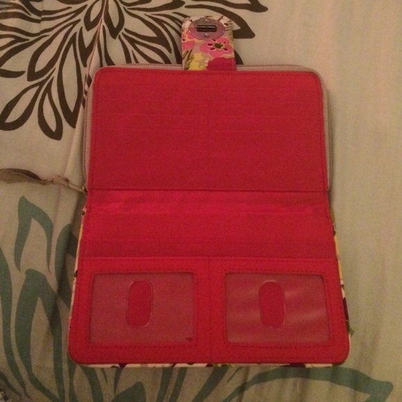 Vera Bradley wallet - Picture 2 of 4